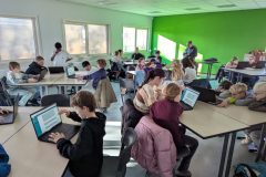 7F725368-C20C-41DF-86D1-E5F9AEB11553